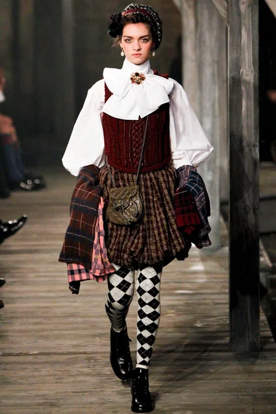 Look 51